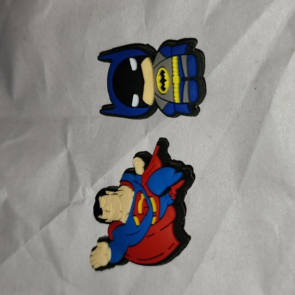 Brand new DC Batman and  superman 🦸‍♂️ Croc Jibbitz Charms - Picture 2 of 3